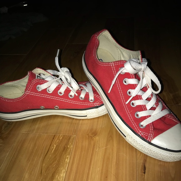NEVER WORN! Converse (red) - Picture 1 of 1